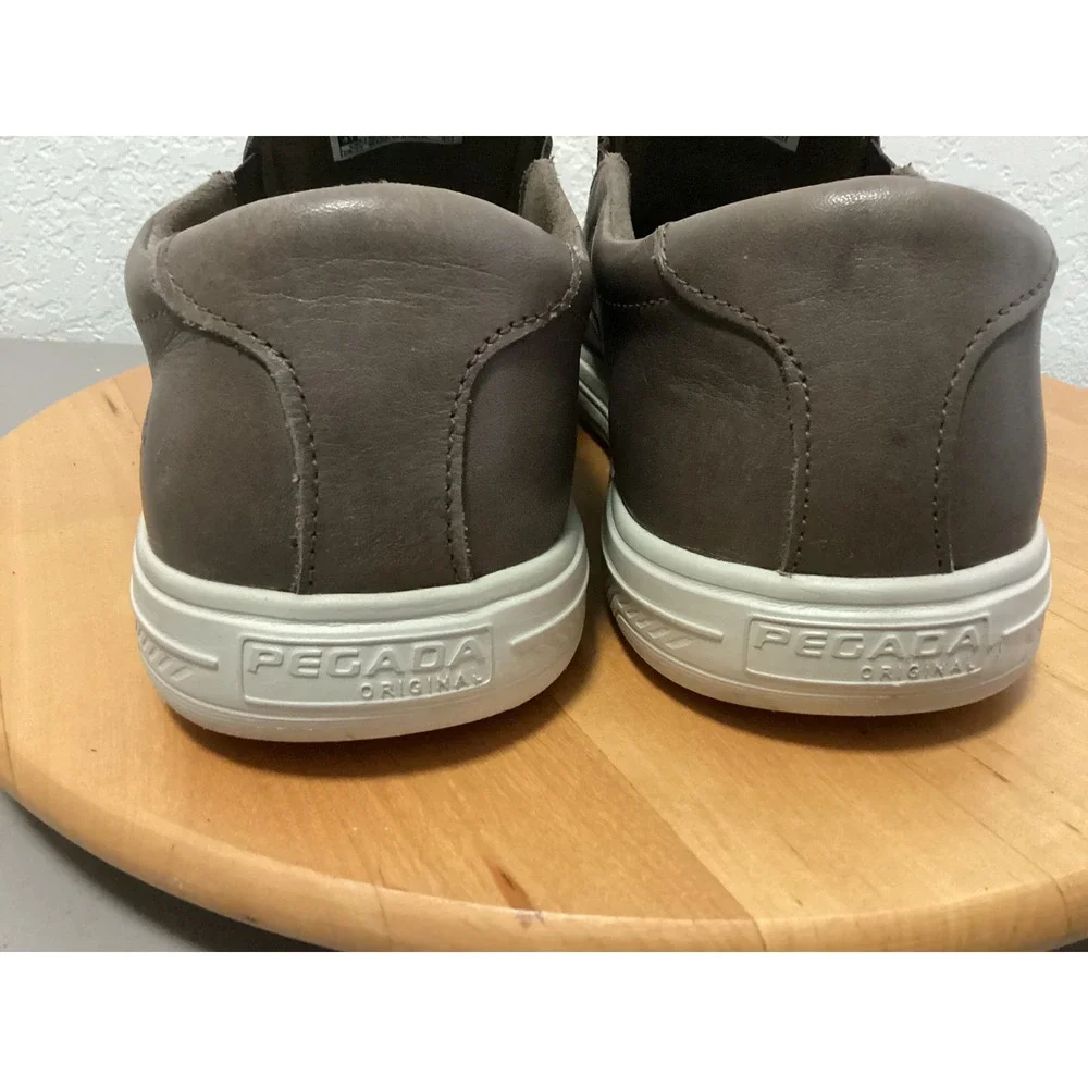 Pegada Mens Brown  Lightweight Slip On Sneakers Shoes Size 9.5 Made in‎ Brazil